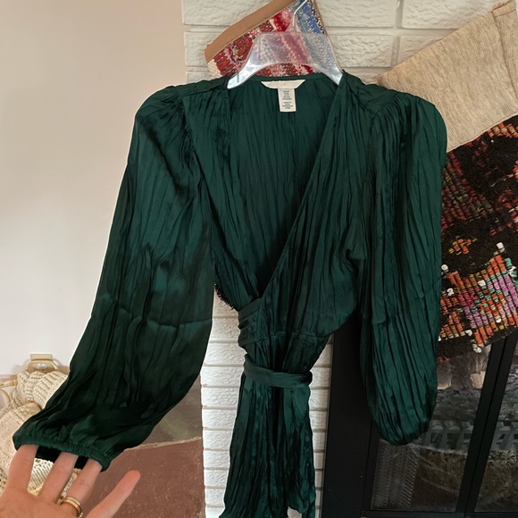 H&M Wrap Dress - Picture 3 of 7